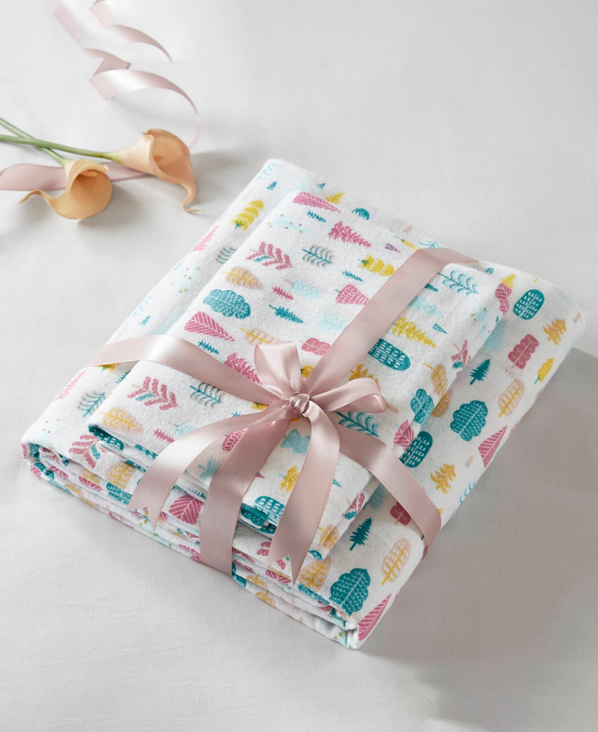 Intelligent Design Novelty Printed Flannel 3-pc. Sheet Set, Twin Xl In White Holiday Trees