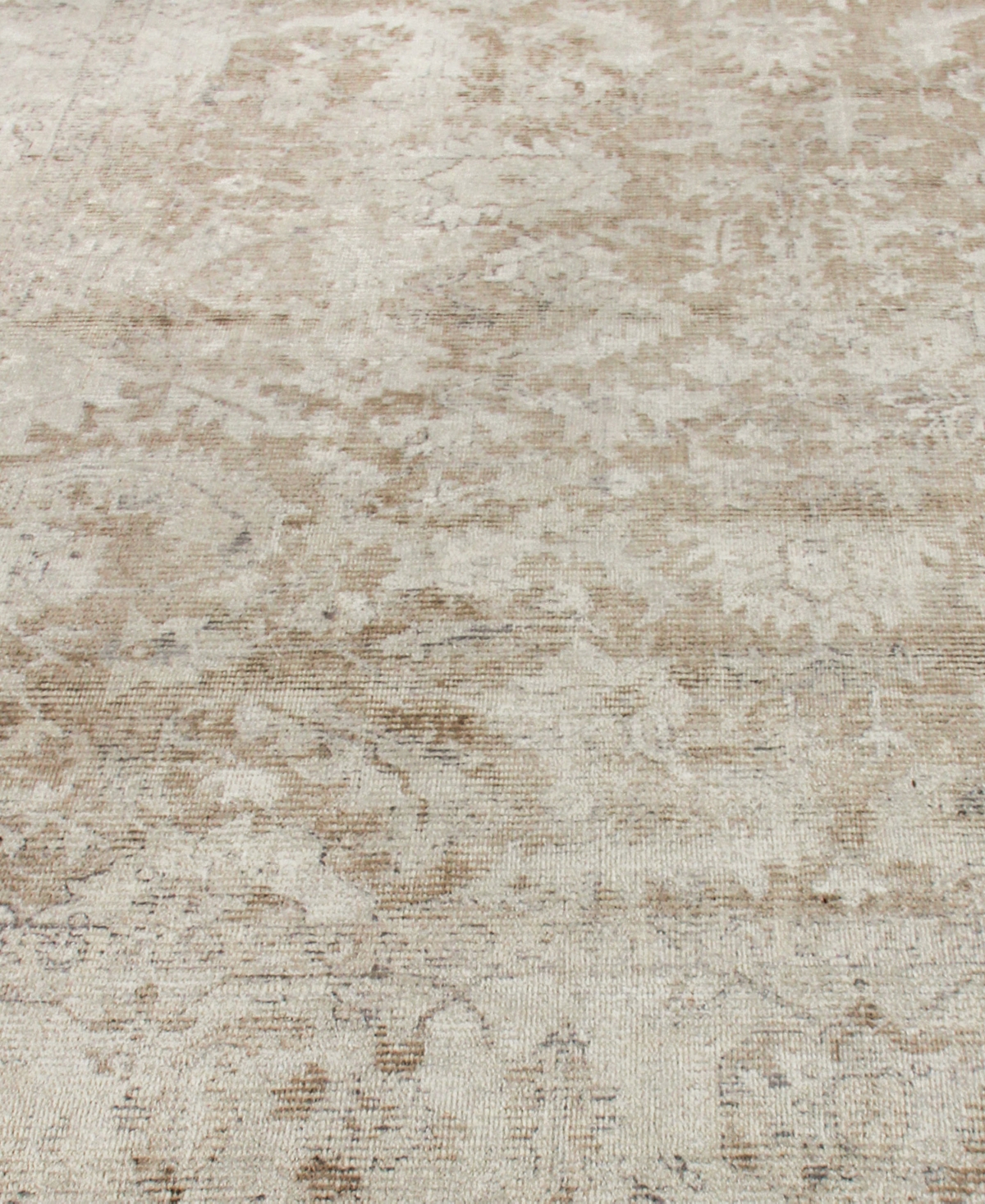 Exquisite Rugs Tuscany 4106 6'x9' Area Rug In Brown