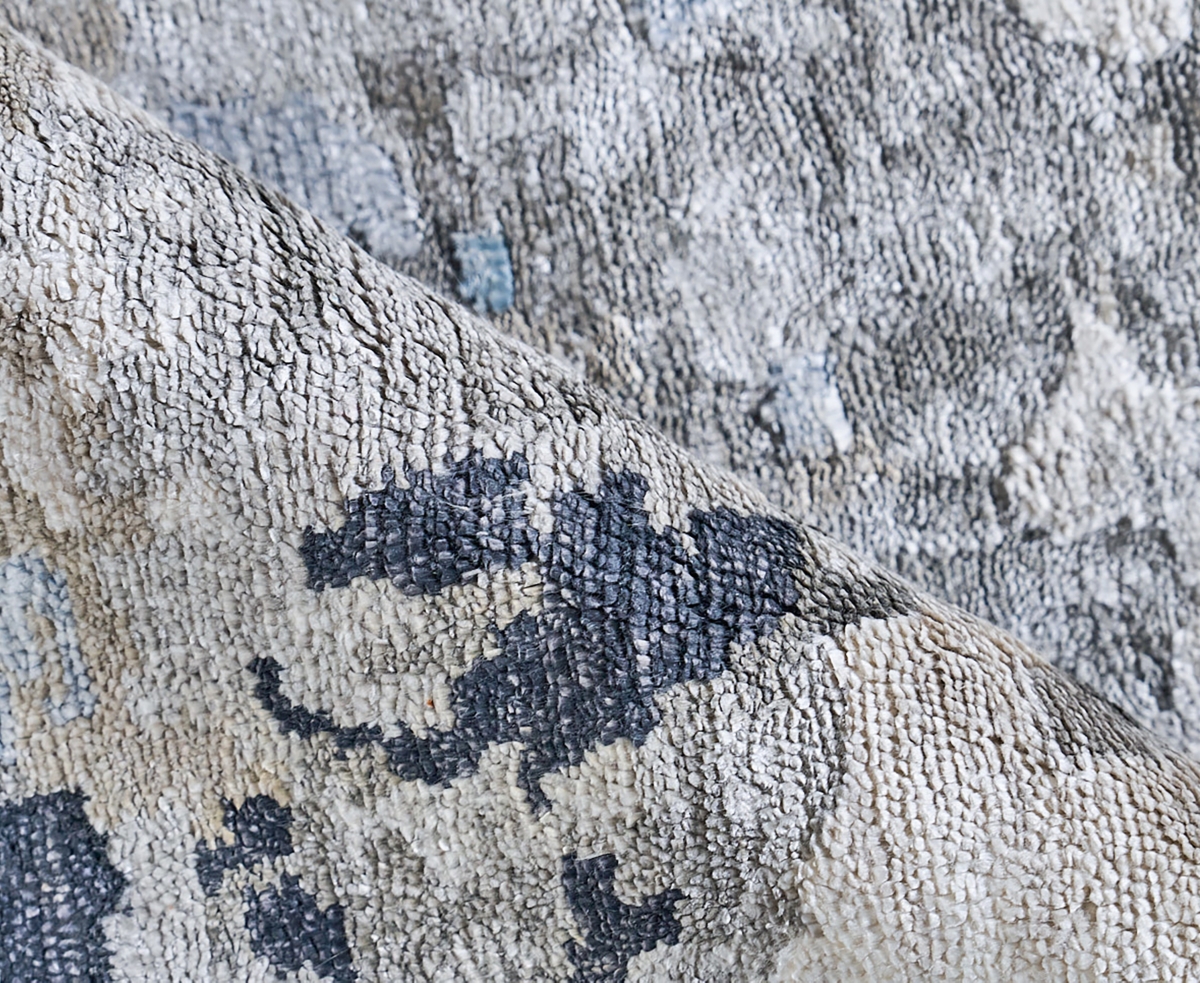 Exquisite Rugs Floor Art 5499 4'x6' Area Rug In Silver