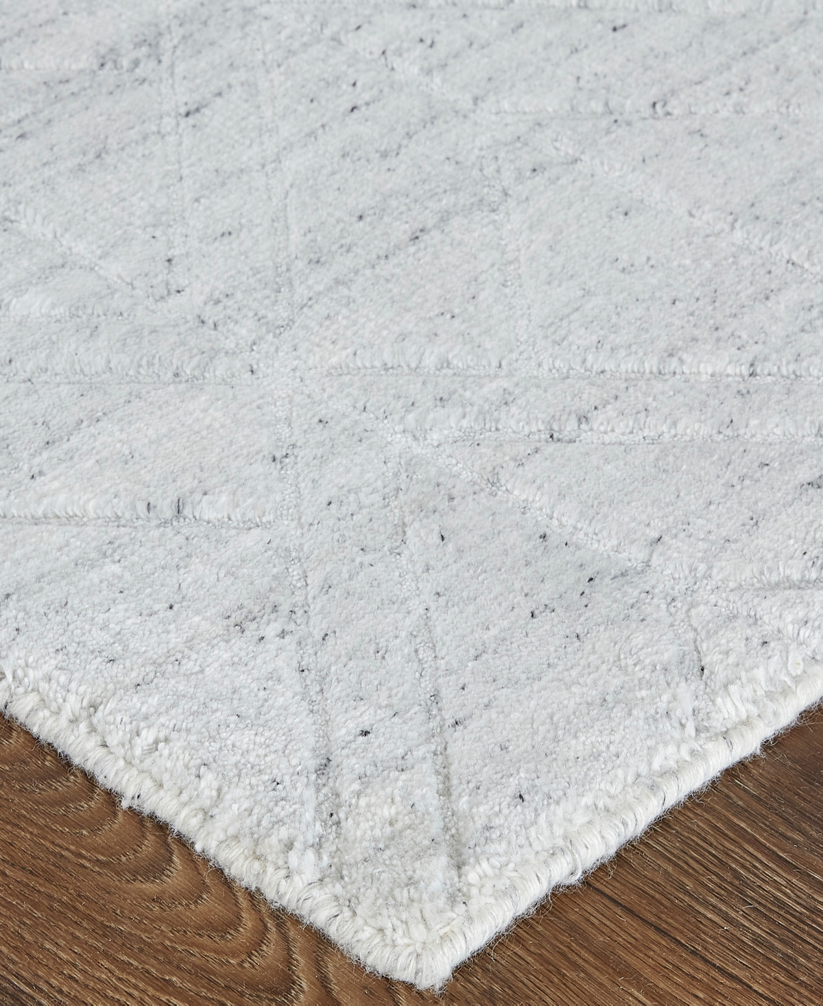 Feizy Redford 8847f 2'x3' Area Rug In White