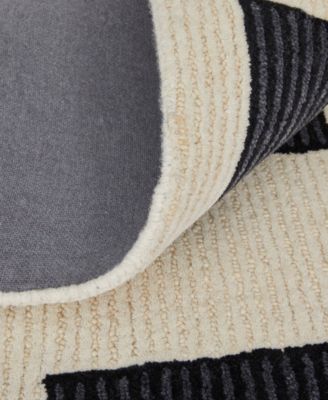 Maguire 8903F 3'6"x5'6" Area Rug