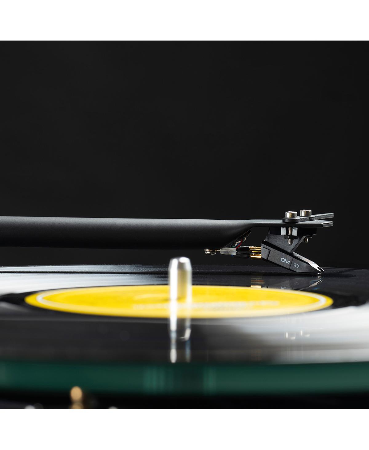 Pro-Ject T1 Evo Turntable with Ortofon Om Cartridge