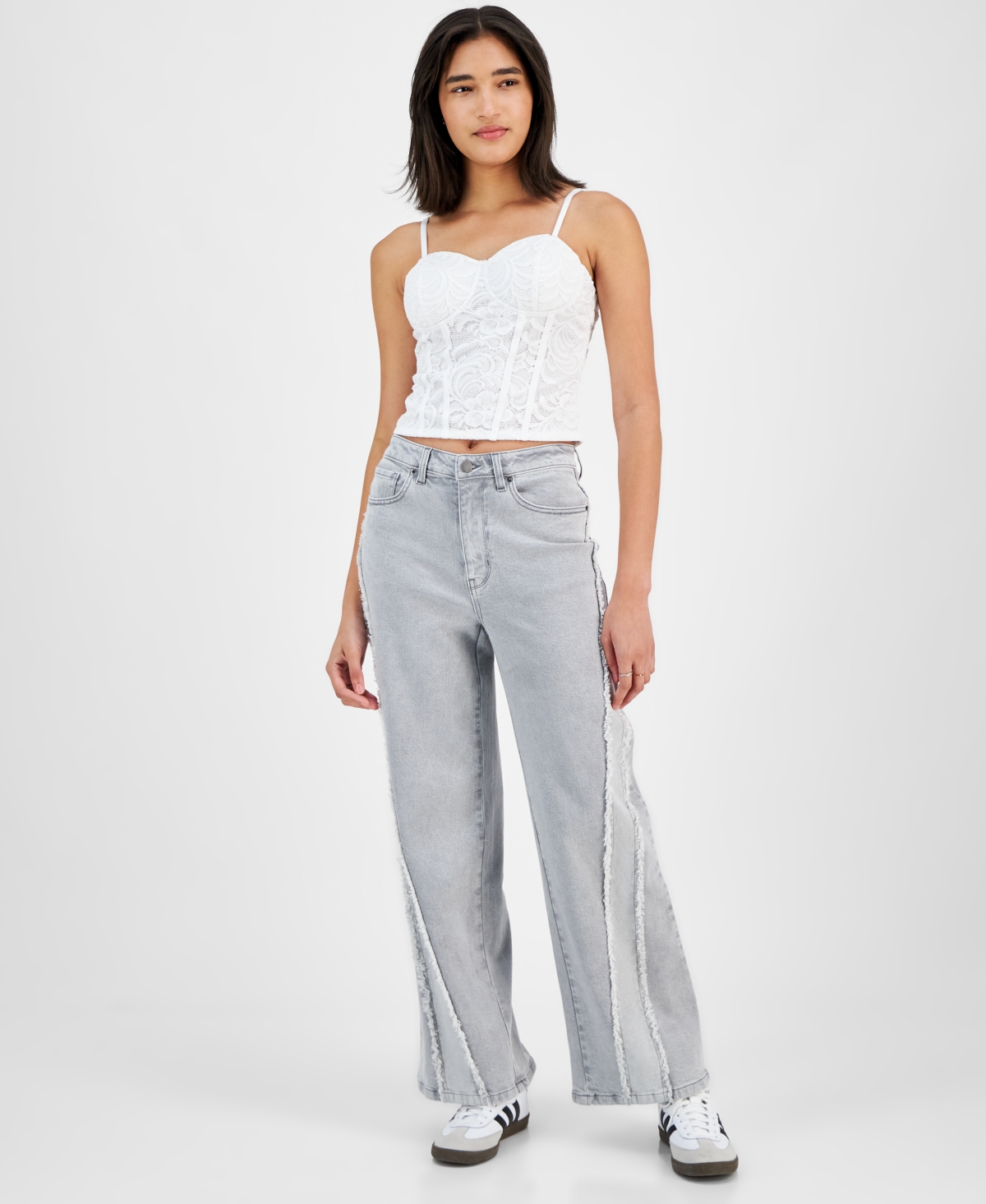 Juniors' High-Rise Frayed Wide-Leg Jeans - Grey