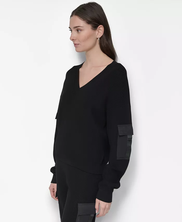 Women's Cargo V-Neck Sweater - thumbnail 3