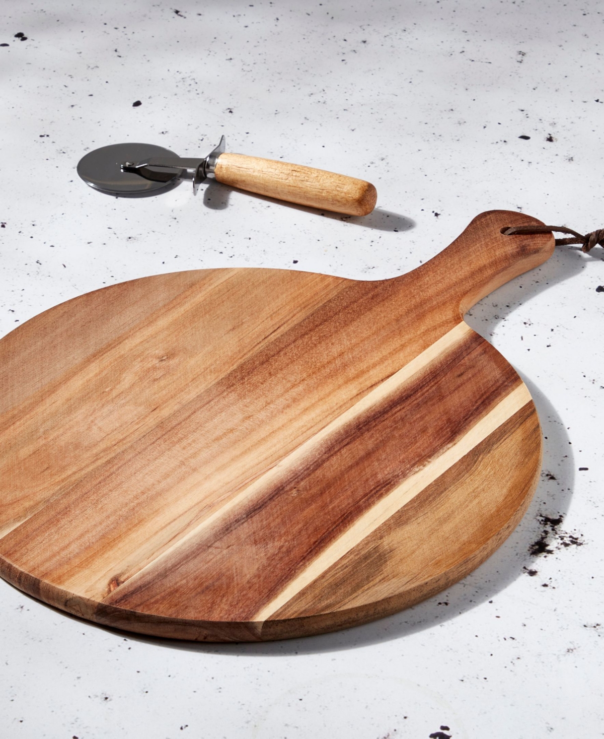 Tabletops Gallery Acacia Pizza Peel Cutter In Wood