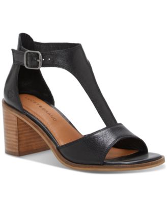 Lucky Brand - Women's Sabeni T-Strap Sandals