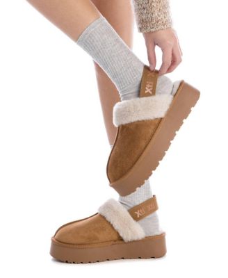 Women's Winter Suede Clogs By XTI