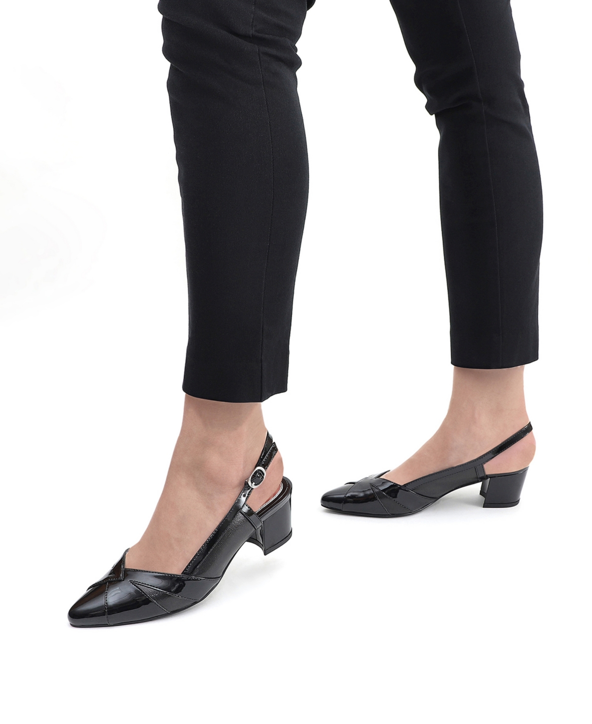 EASY STREET WOMEN'S AVENA BLOCK HEEL PUMPS 