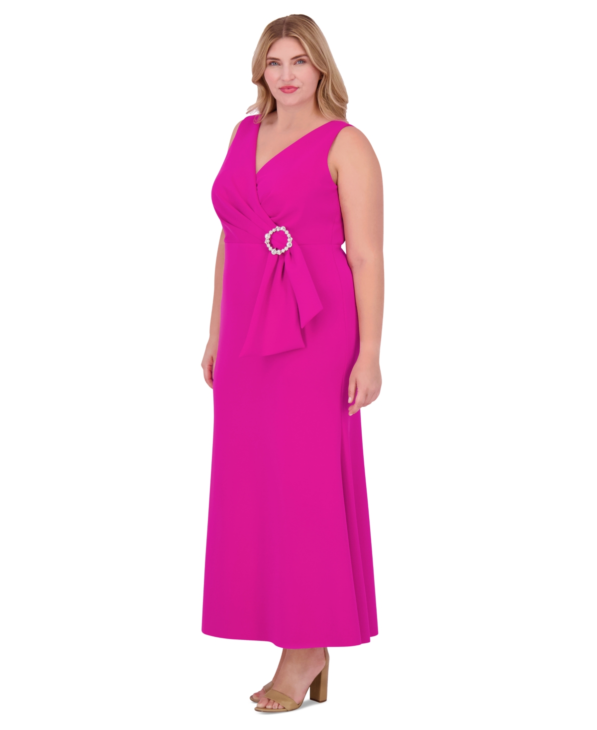 Eliza J Plus Size Sleeveless V-Neck Mermaid Gown