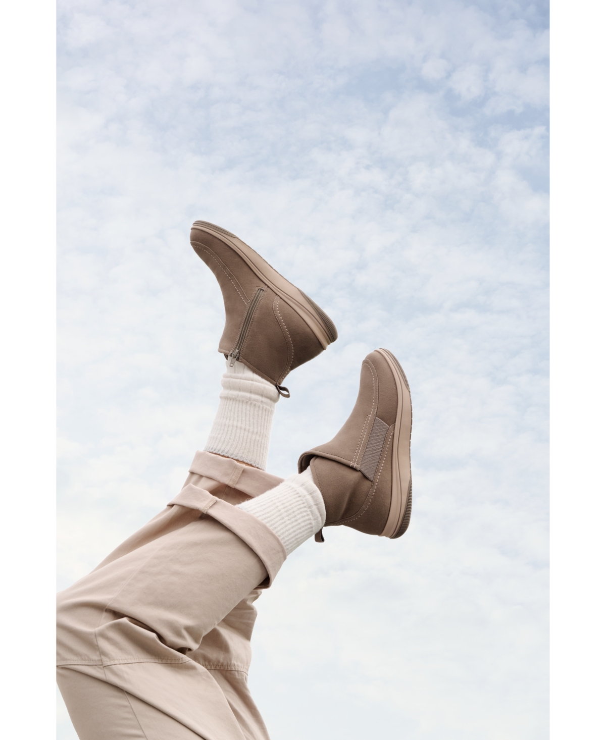 Clarks Women's Cloudsteppers Breeze Cora Boots