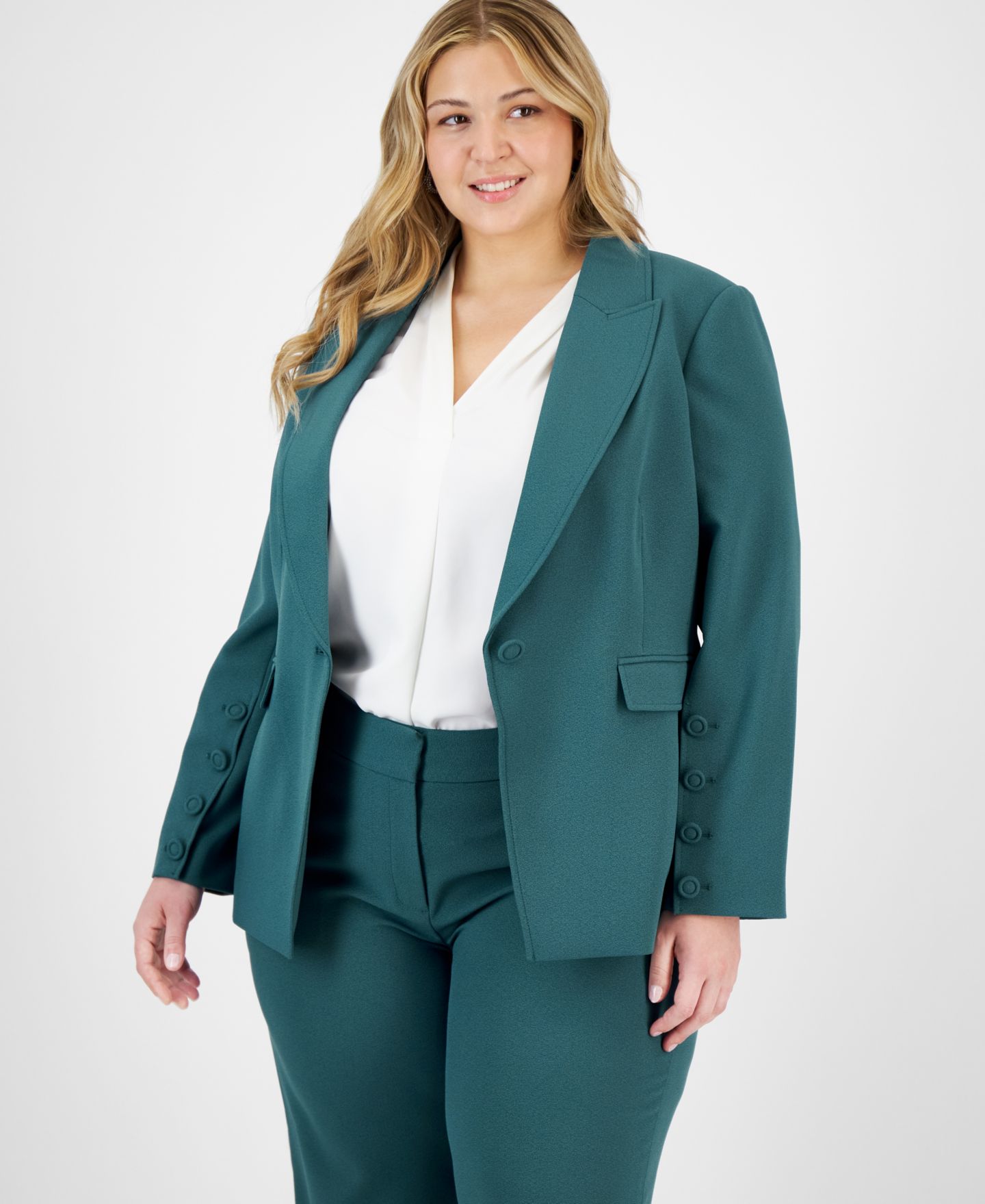 Женские комплекты Tahari ASL Plus Size Long-Sleeve One-Button Blazer, Sailor Tie-Neck Blouse & Mid-Rise Wide-Leg Pants, цвет: Чёрный — фото 2