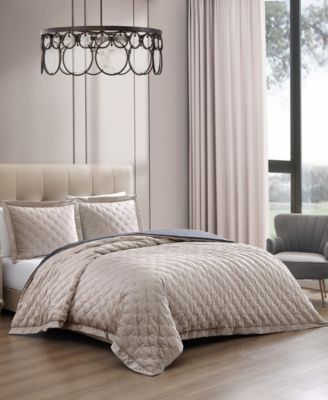 3 Piece King Size Velvet Comforter Set