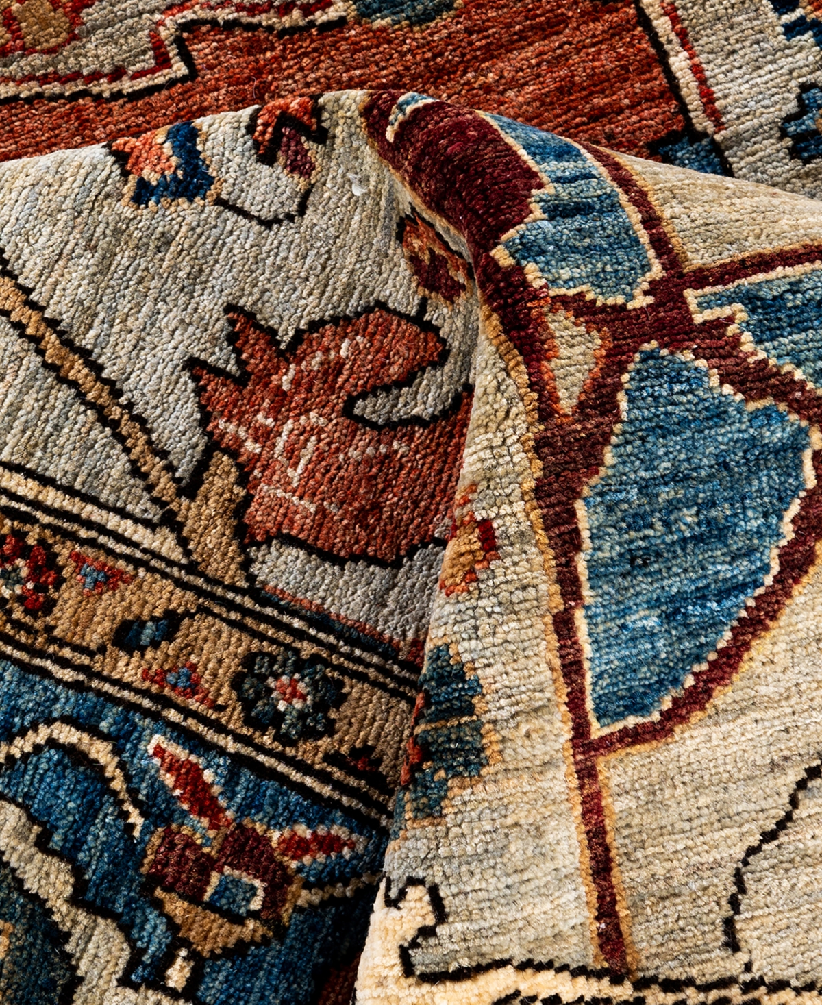 Adorn Hand Woven Rugs Serapi M1999 7'11"x10'1" Area Rug In Gray