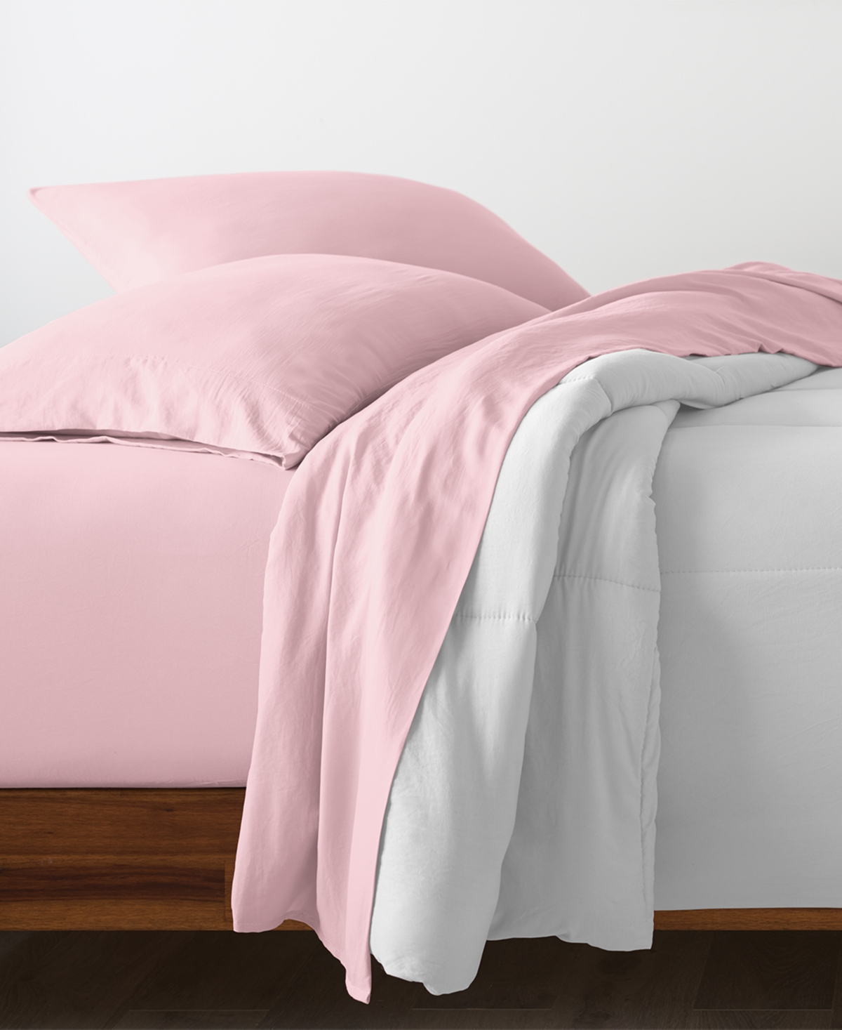 Ella Jayne Percale Cool And Crisp 300 Thread Count 100% Cotton Pillowcase Pair, King In Blush