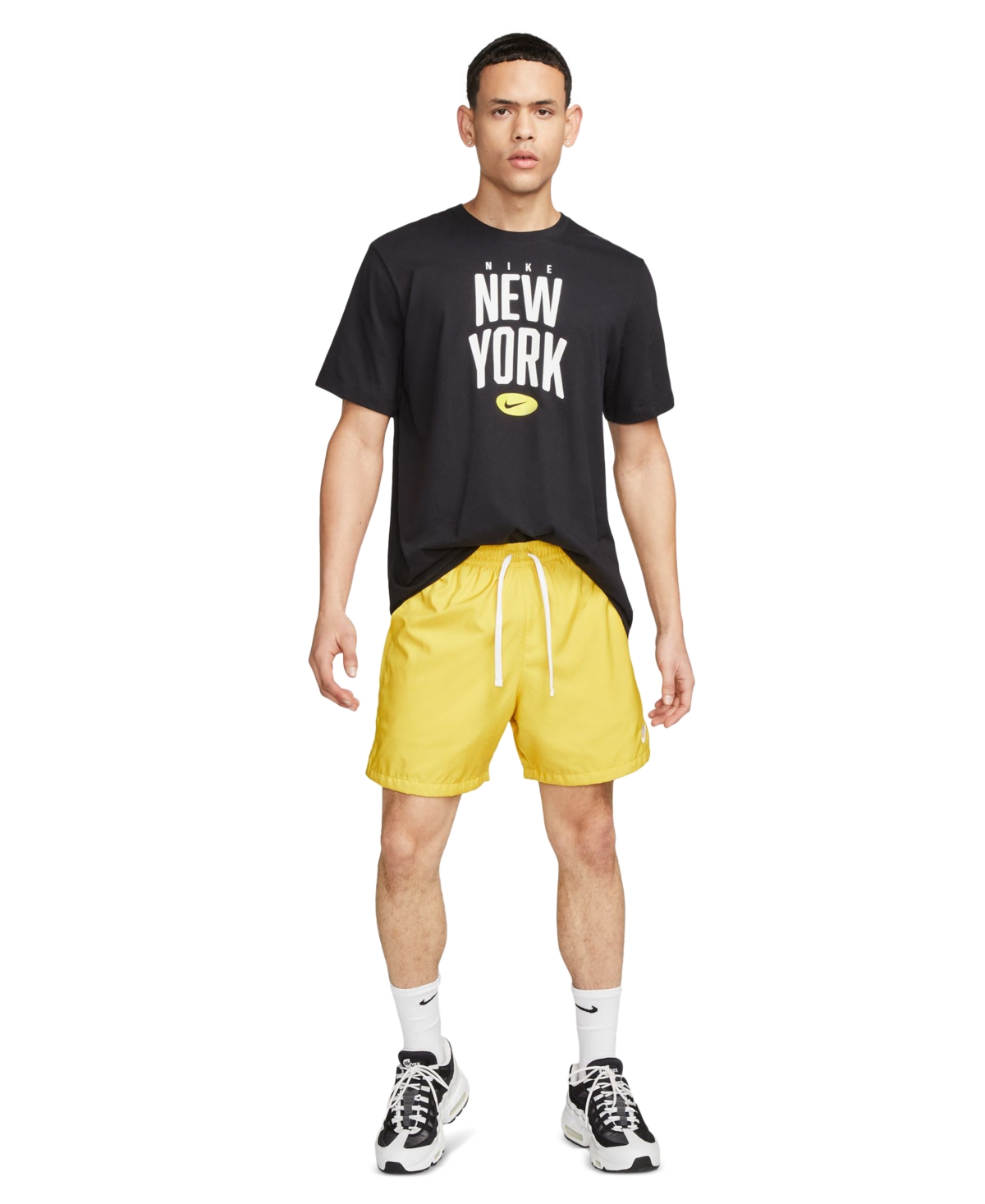 Nike Men's New York Logo Graphic T-Shirt