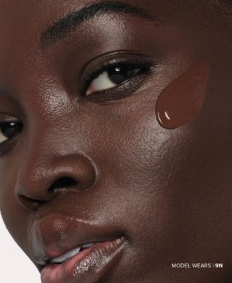 Impeccable Blurring Second-Skin Matte Foundation