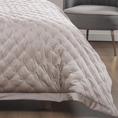 Velvet Tufted Microfiber Reverse 3-Pc. Comforter Set with Bonus Tote, Queen