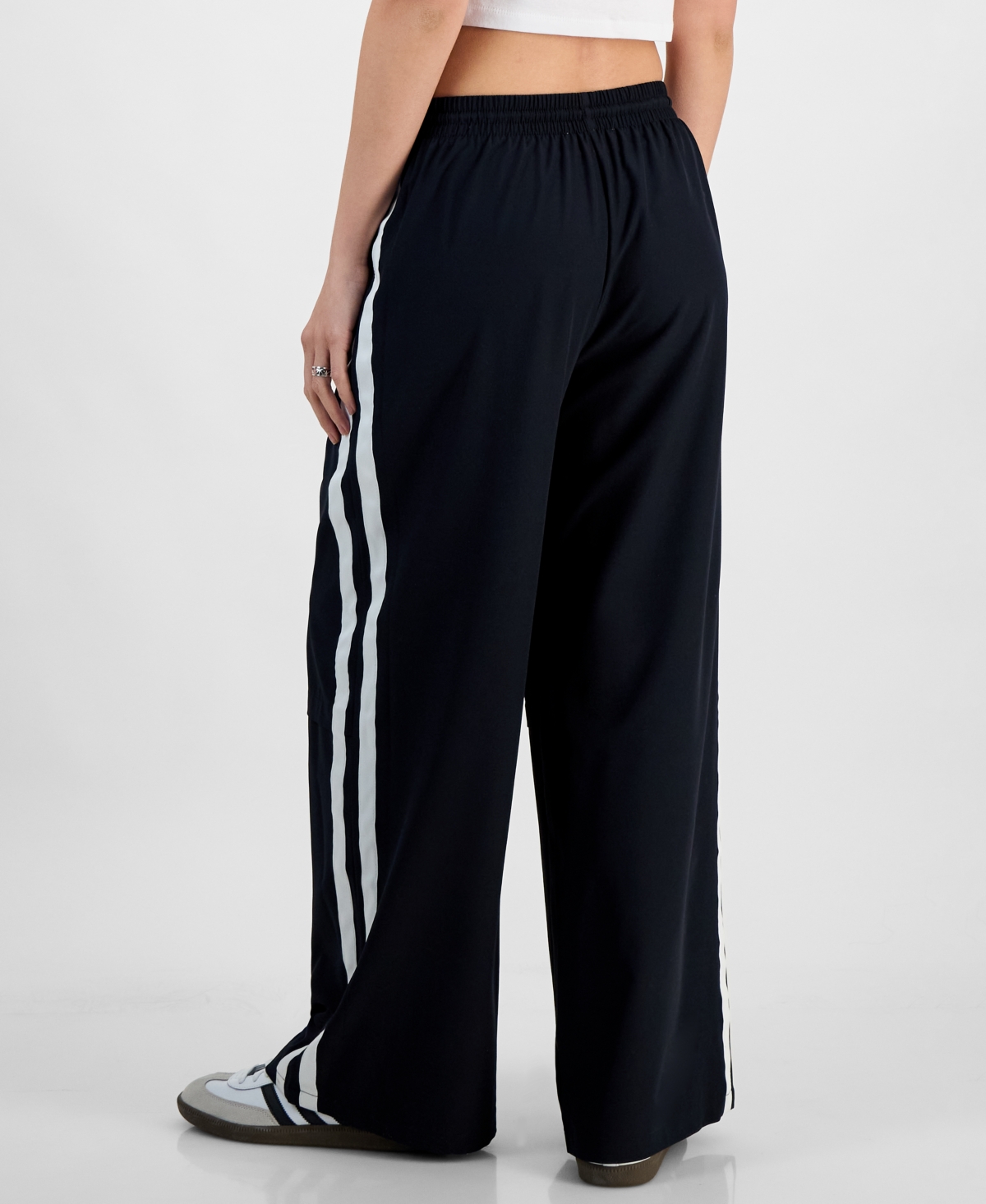 Hippie Rose Juniors' Side-stripe Wide-leg Track Pants In Black