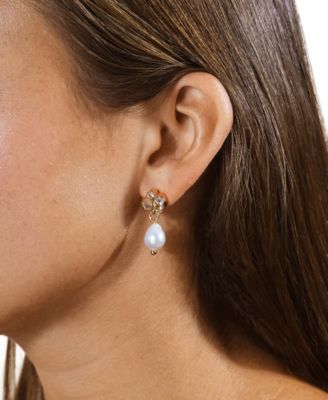 Penny Cubic Zirconia Mother of Pearl Cluster Stud Earrings