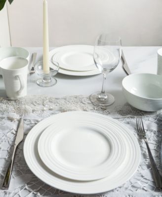 Eleanor 16 Pc. Dinnerware Set, Service for 4