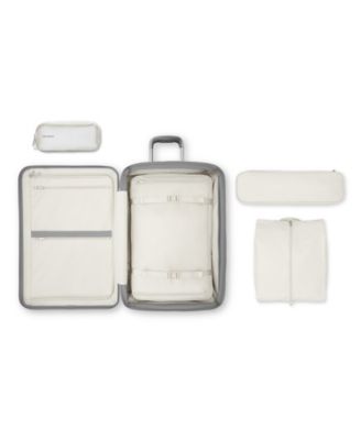 Silhouette 18 Expandable Medium Hardside Check-in Spinner