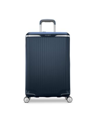 Silhouette 18 Expandable Medium Hardside Check-in Spinner