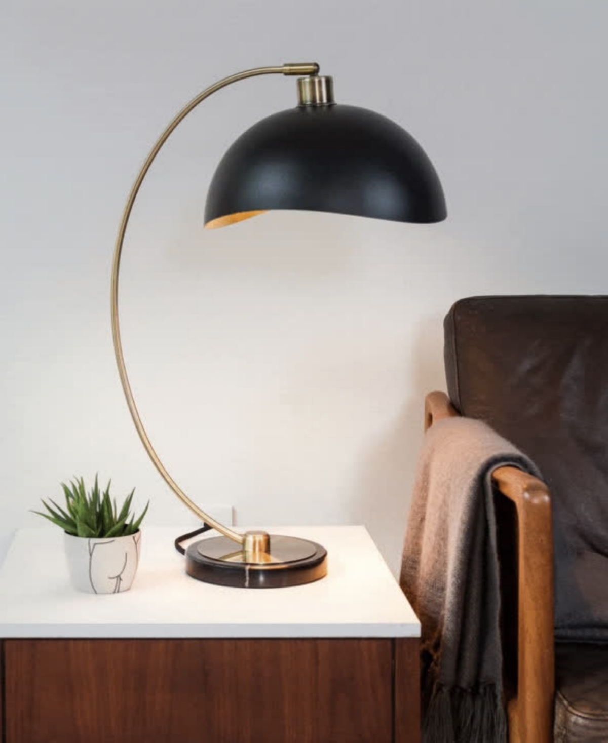 Nova Of California Luna Bella 27" Switch Table Lamp In Matte Black,gold-leaf Shade