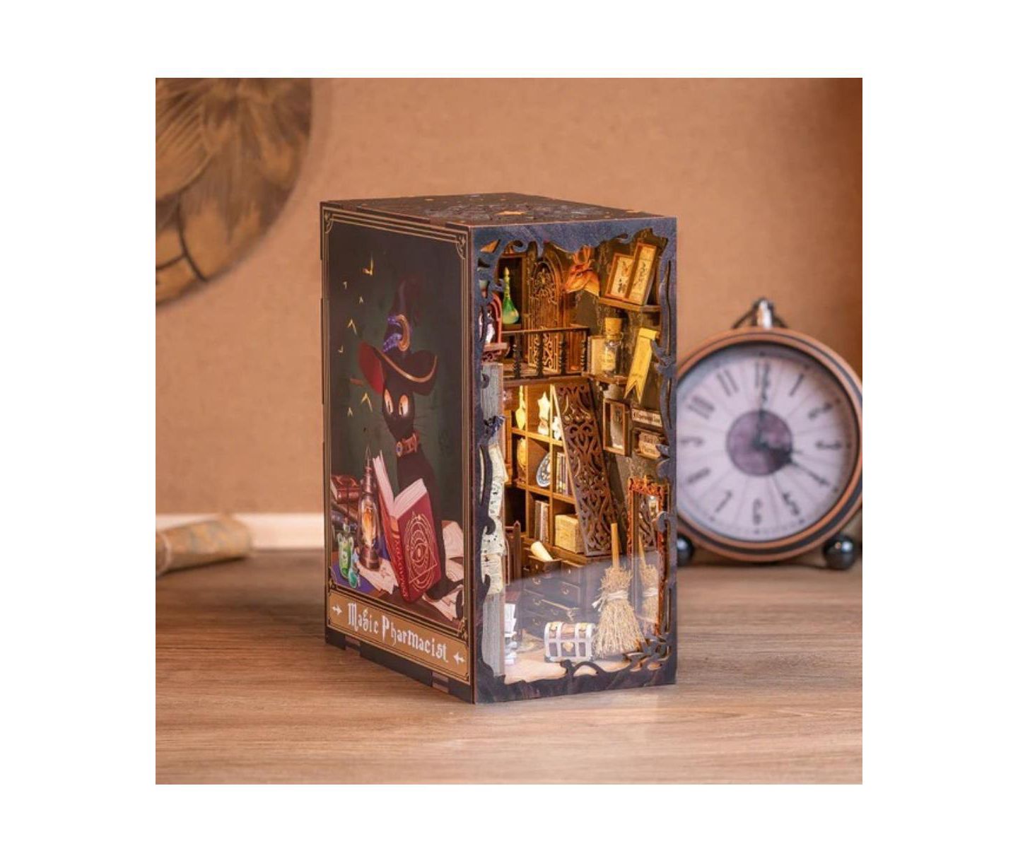 Детские конструкторы Cutebee Magic Pharmacist LED Light Book Nook Kit, 282-Piece Building Set, Ages 14+, цвет: Коричневый — фото 4