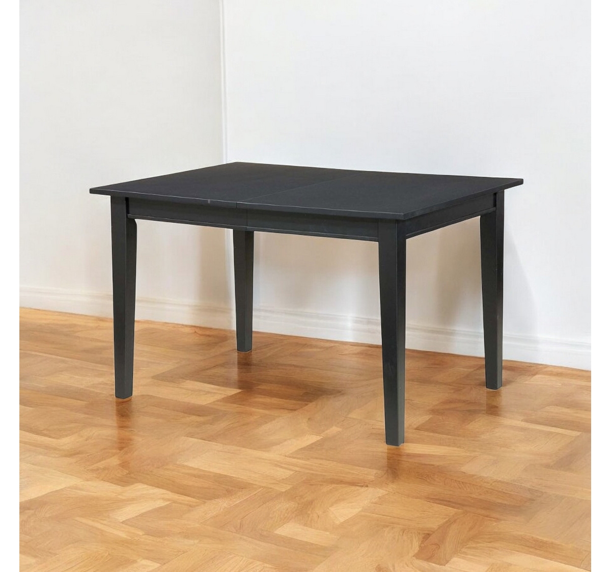 Slickblue Space-Saving Expandable Dining Table for Versatile and Stylish Dining Room Solutions