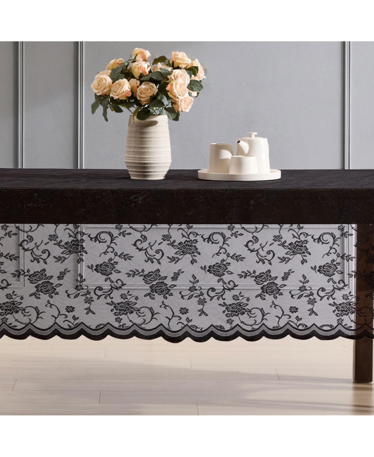 Hlc.me Harper Floral Lace Fabric Tablecloth, Lace Fabric Table Cloth for Round Tables, Wrinkle Resistant Tablecloth, Patterned Scalloped Tablecloth (9