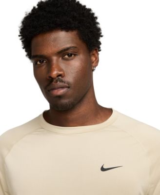 Men's Relaxed-Fit Dri-FIT Short-Sleeve Fitness T-Shirt