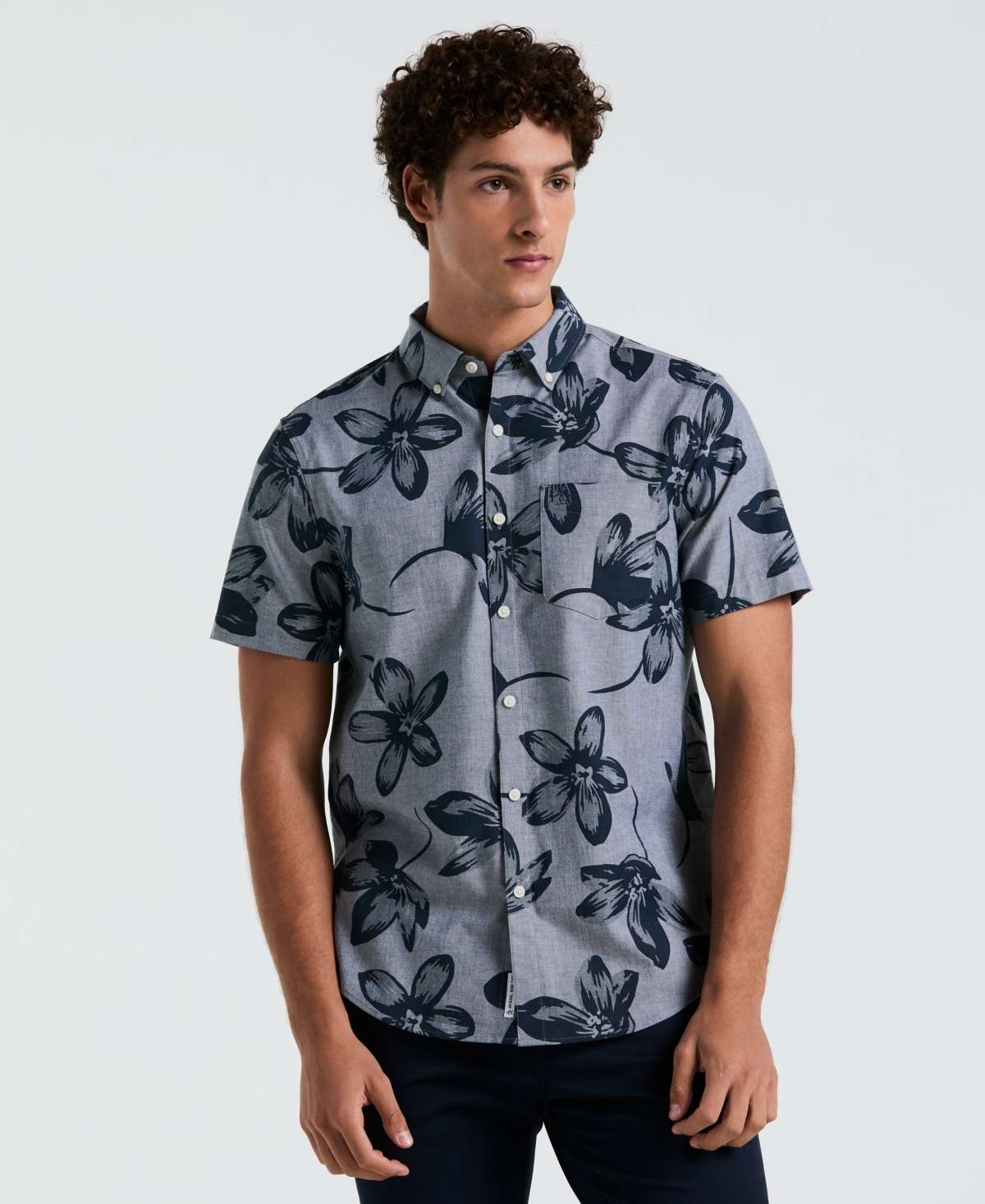 Men's Slim Fit Short Sleeve Chambray Floral Print Button-Front Shirt - Dark Sapphire