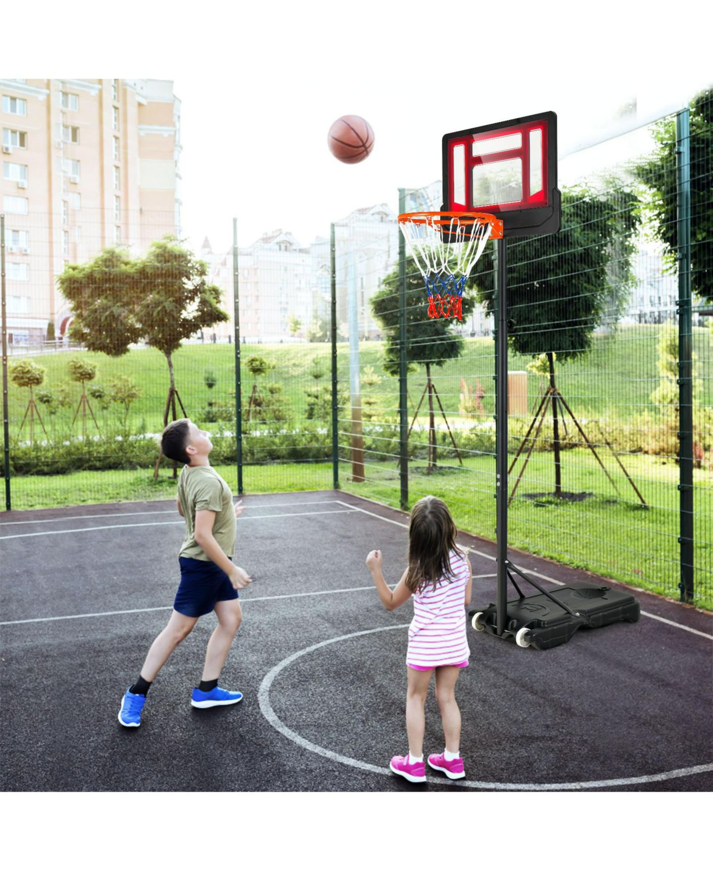 Детская игрушка KUYOTQ 4.3-8.2 FT Portable Basketball Hoop with Adjustable Height and Wheels — фото 2