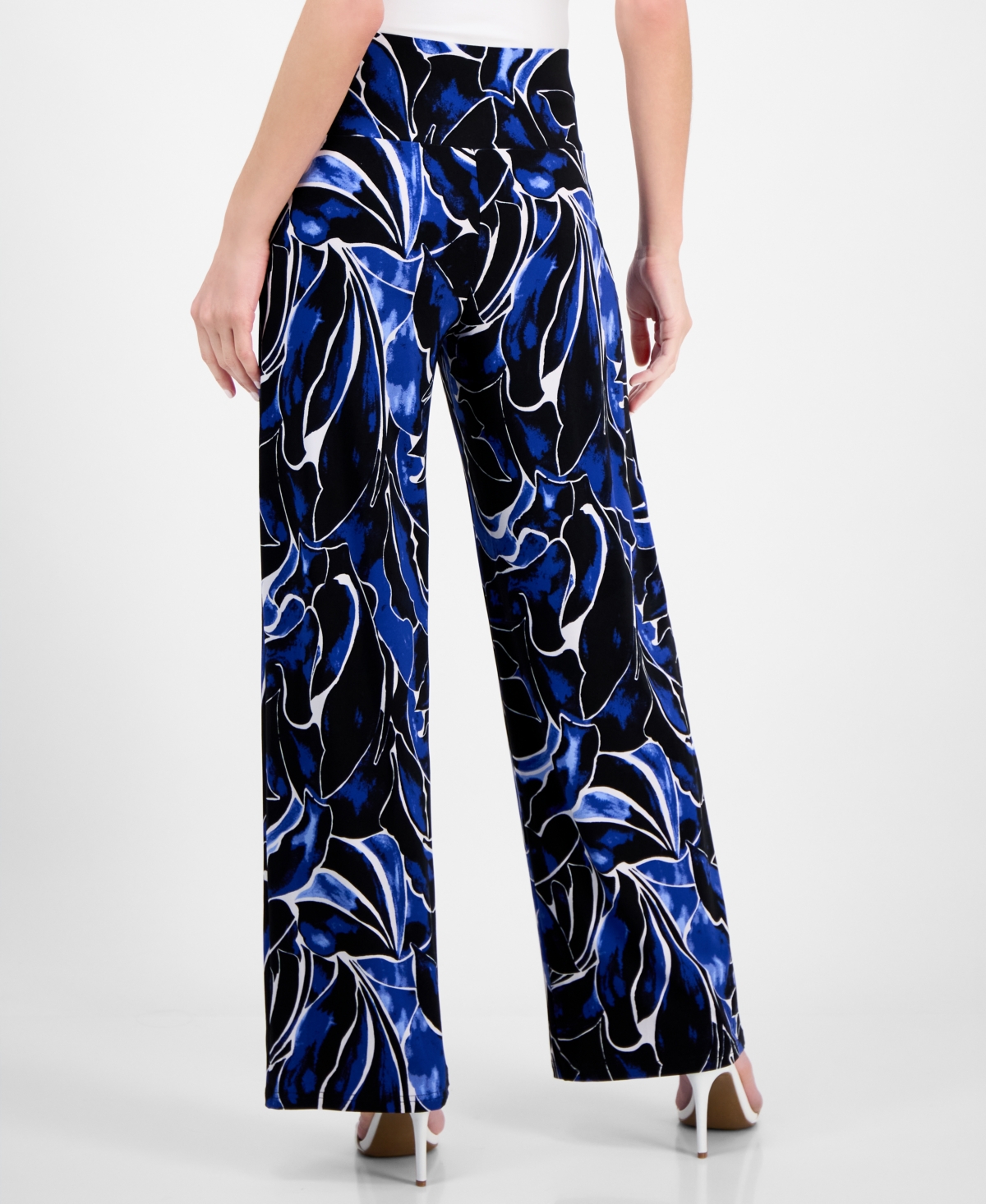 Shop Anne Klein Women's Printed Pull-on Wide-leg Pants In Santorini Blue Multi