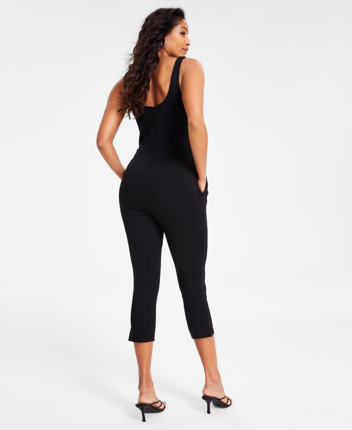 BAR III WOMEN'S CORSET-STYLE SLEEVELESS CAPRI ROMPER, EXCLUSIVELY AT MACY'S 