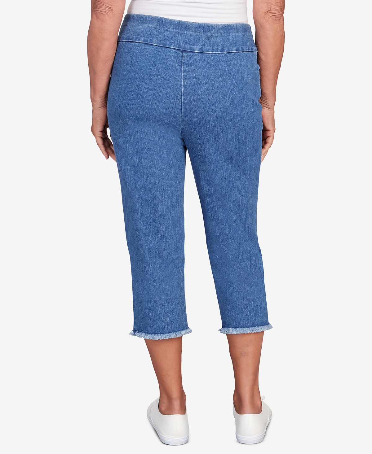 Alfred Dunner Petite Classics Black Denim Fringe Capri Pants In Medium Denim