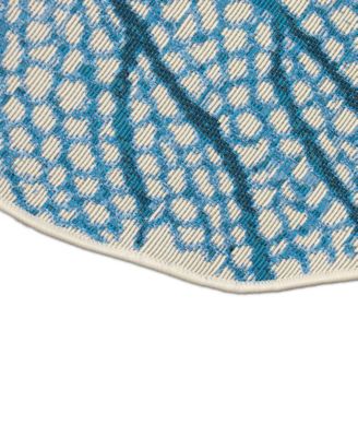 Esencia Coral Fan 3'3"x3'3" Novelty Area Rug