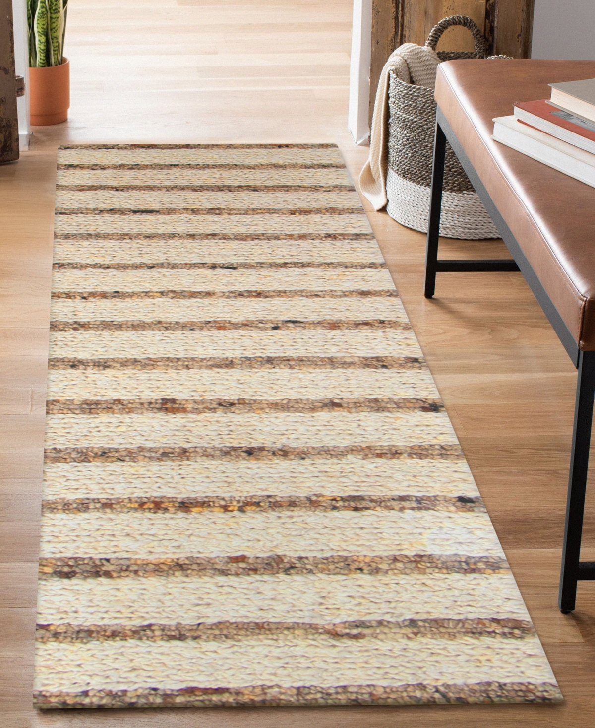 Liora Manne Lhasa Stripe 2'x7'6" Runner Area Rug In Neutral