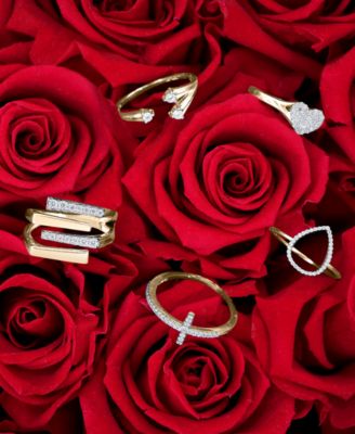 Diamond Heart Cluster Ring (1/6 ct. t.w.) in 10k Gold or 10k White Gold, Created for Macy's
