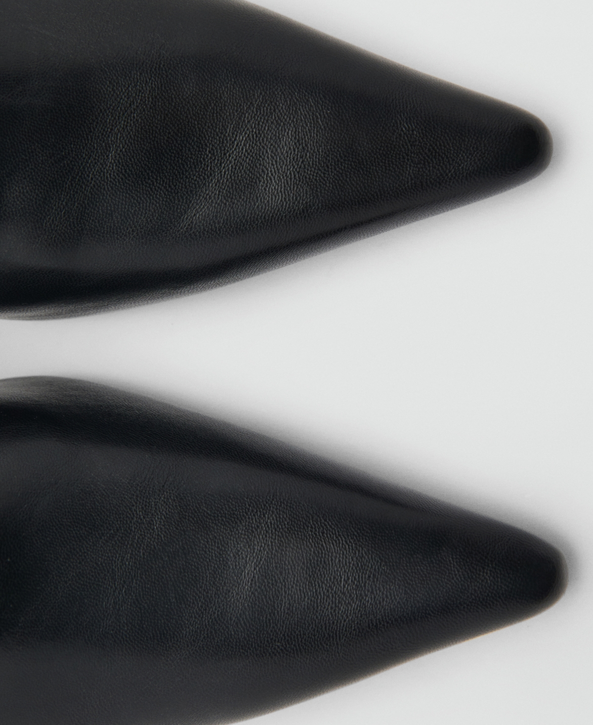 MANGO WOMEN'S ZIPPER DETAIL POINTED BOOTS 