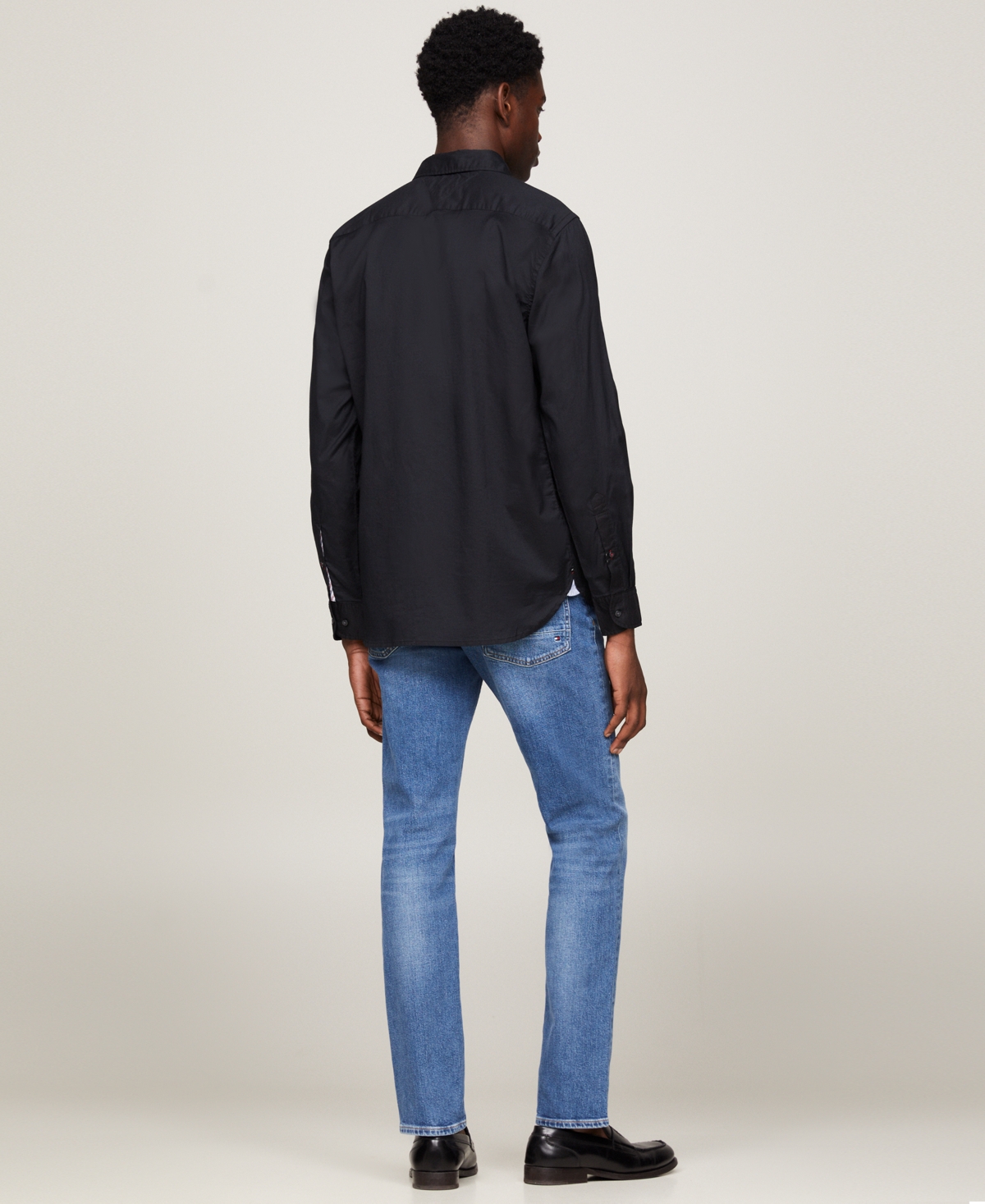 Tommy Hilfiger Men's Regular-fit Stretch Poplin Button-down Shirt In Black