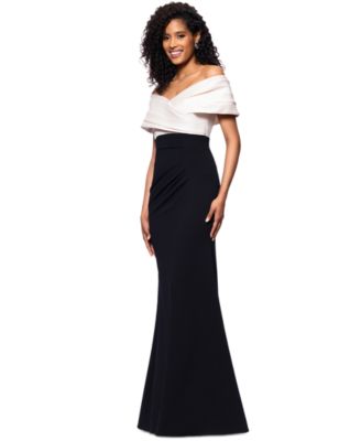 Women's Off-The-Shoulder Colorblocked Gown