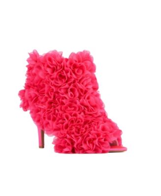 Fashion To Figure