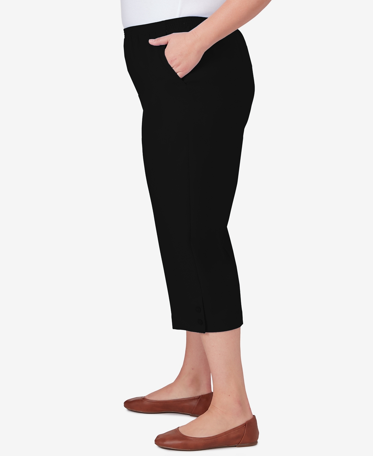Alfred Dunner Plus Size Classic Stretch Waist Accord Capri Pants With Button Hem In Black