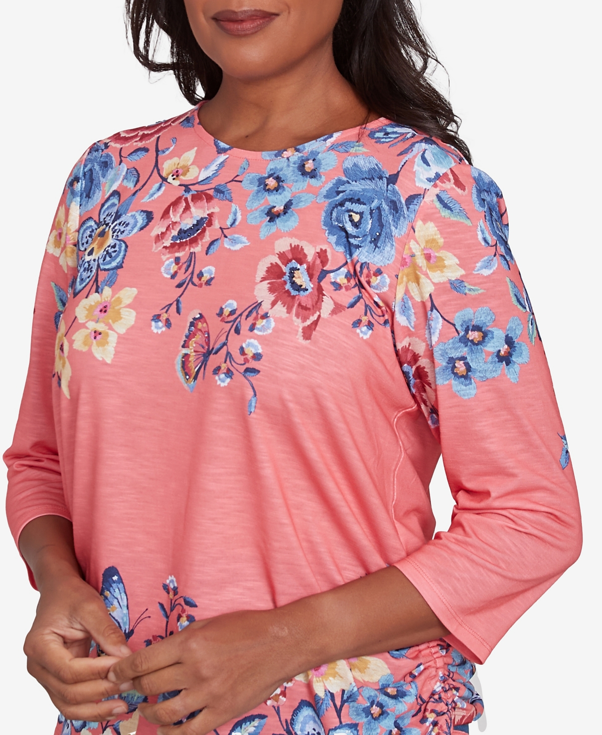 Alfred Dunner Petite Free Spirit Floral Crew Neck Knit Top In Coral
