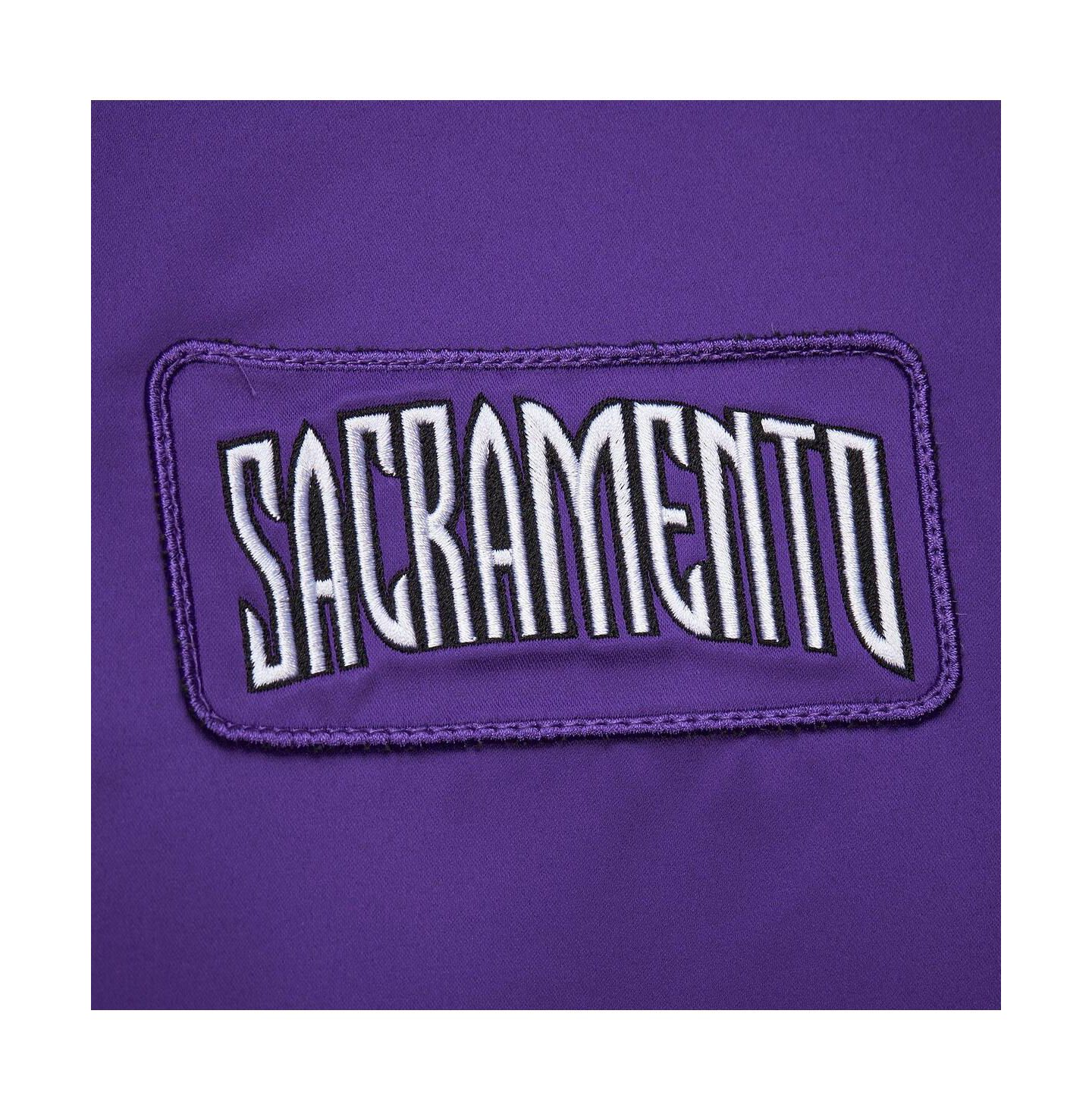 Мужская куртка Mitchell & Ness Purple Sacramento Kings Hardwood Classics Nights Team Leader Satin Full-Zip — фото 4