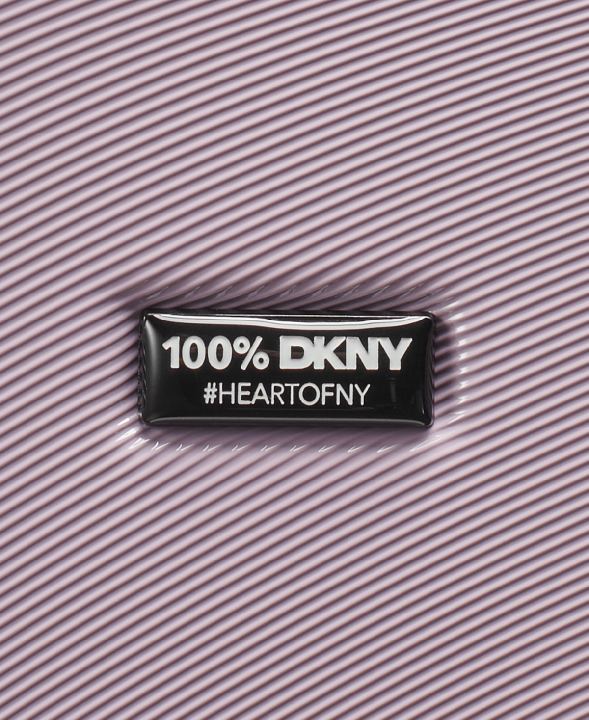 Dkny Clean Cut 21" Carry-on Spinner In Lavender