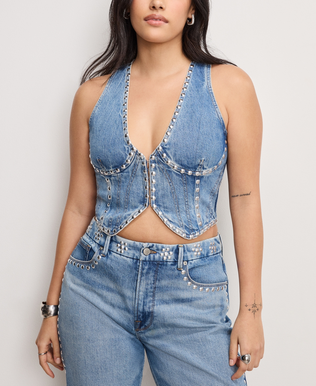 Shop Good American Women's Studded V-neck Denim Vest In Indigo