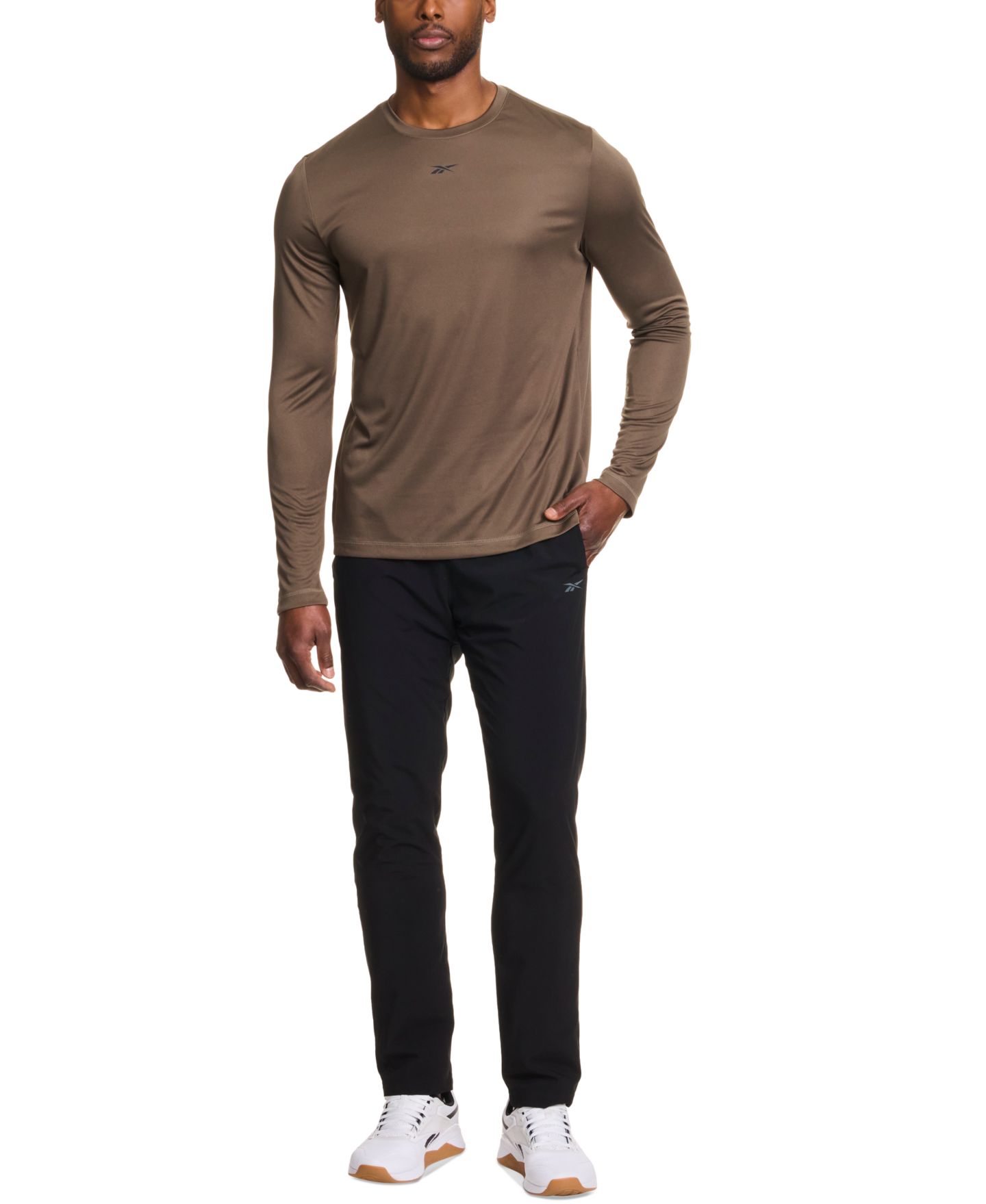 Мужская футболка Reebok Tech Long Sleeve Crewneck Logo, цвет: Армейский зелёный — фото 3
