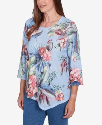 Women's Free Spirit Tropical Print Knit Top with Necklace